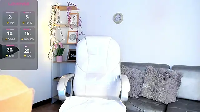 Issa cooper online show from 11/03/25, 02:51