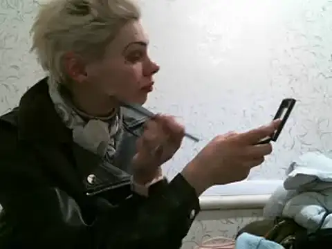 Julie Silver online show from 03/02/25, 01:27