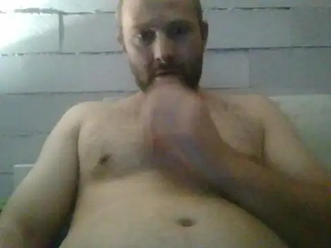 Snapshot of Piter9023 chatting on 10/04/25, 04:05 Piter9023 online show from 10/04/25, 04:05