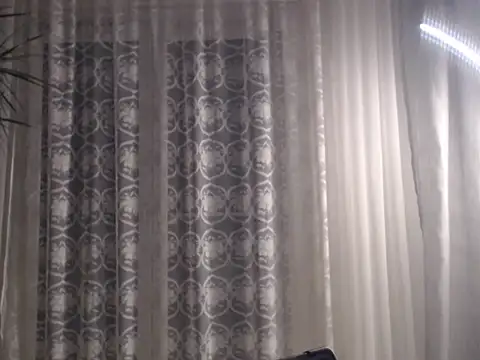 Snapshot of Piter9023 chatting on 10/12/25, 08:41 Piter9023 online show from 10/12/25, 08:41