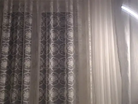 Snapshot of Piter9023 chatting on 10/22/25, 10:31 Piter9023 online show from 10/22/25, 10:31