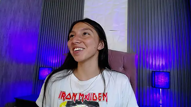 Snapshot of kendall_saenz chatting on 03/13/25, 07:50 kendall saenz online show from 03/13/25, 07:50