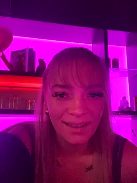 LizzyLush  online show from 09/18/25, 11:40