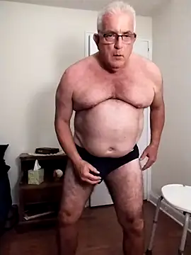 Snapshot of ShoreCock chatting on 10/14/25, 10:38 ShoreCock online show from 10/14/25, 10:38
