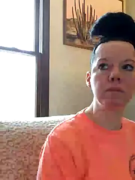 Snapshot of SidneyRaee chatting on 01/10/25, 04:09 SidneyRaee online show from 01/10/25, 04:09