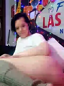 Snapshot of SidneyRaee chatting on 02/05/25, 08:14 SidneyRaee online show from 02/05/25, 08:14