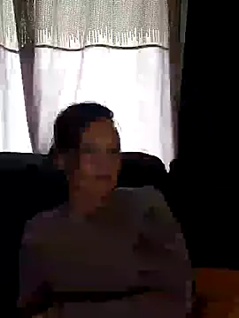 Snapshot of SidneyRaee chatting on 02/10/25, 07:07 SidneyRaee online show from 02/10/25, 07:07