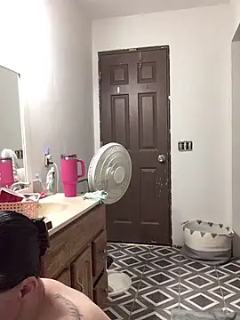 Snapshot of SidneyRaee chatting on 09/26/25, 11:14 SidneyRaee online show from 09/26/25, 11:14