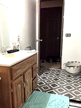 Snapshot of SidneyRaee chatting on 10/01/25, 02:56 SidneyRaee online show from 10/01/25, 02:56