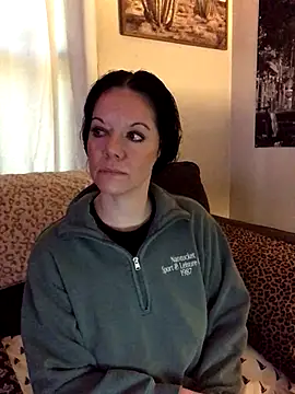 Snapshot of SidneyRaee chatting on 10/09/25, 03:54 SidneyRaee online show from 10/09/25, 03:54