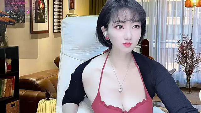 Snapshot of Mist_lili chatting on 12/10/24, 01:43 Mist lili online show from 12/10/24, 01:43