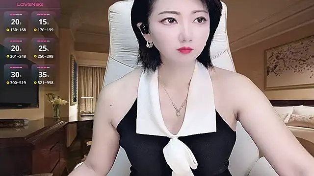Snapshot of Mist_lili chatting on 09/29/25, 12:49 Mist lili online show from 09/29/25, 12:49