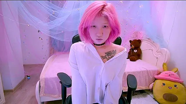 Snapshot of Akemilun chatting on 11/09/25, 08:07 Akemilun online show from 11/09/25, 08:07