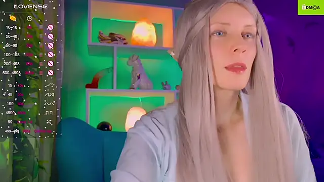 Snapshot of Flash_Summer chatting on 10/06/25, 11:57 Flash Summer online show from 10/06/25, 11:57