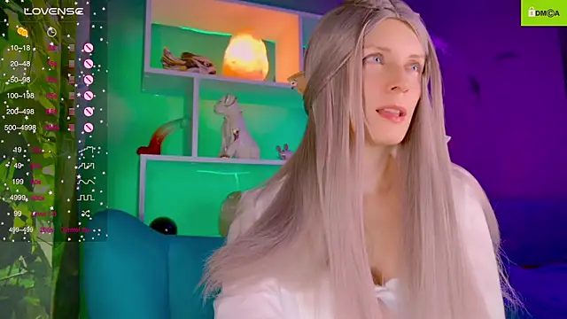 Snapshot of Flash_Summer chatting on 11/02/25, 12:35 Flash Summer online show from 11/02/25, 12:35