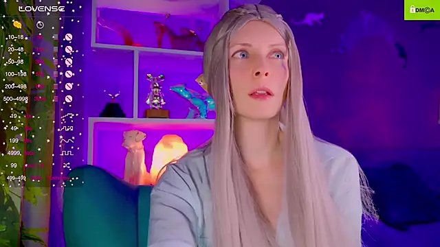 Snapshot of Flash_Summer chatting on 11/16/25, 11:32 Flash Summer online show from 11/16/25, 11:32