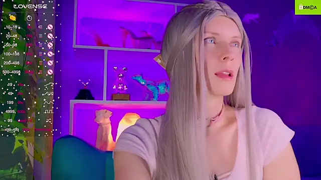 Snapshot of Flash_Summer chatting on 11/25/25, 01:27 Flash Summer online show from 11/25/25, 01:27