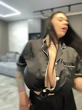 HugeBoobs- online show from 02/15/25, 07:06