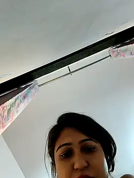 Snapshot of Angel_rani2 chatting on 02/07/25, 05:18 Angel rani2 online show from 02/07/25, 05:18