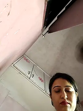 Snapshot of Angel_rani2 chatting on 03/08/25, 09:40 Angel rani2 online show from 03/08/25, 09:40
