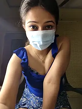 Snapshot of Angel_rani2 chatting on 03/22/25, 02:03 Angel rani2 online show from 03/22/25, 02:03