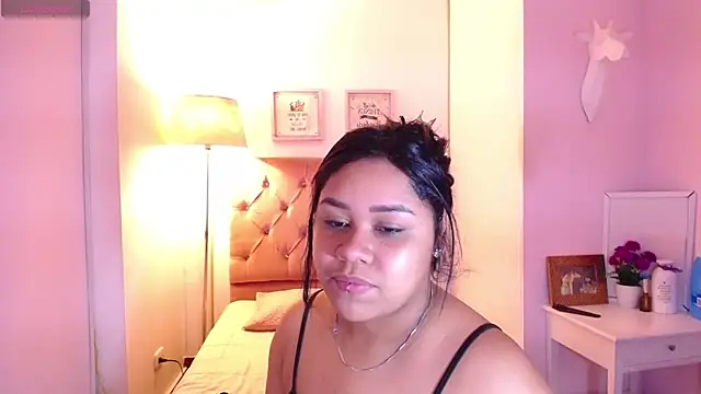 Nahom1  online show from 11/04/25, 08:19