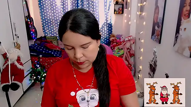 claryssa  online show from 12/23/24, 08:36