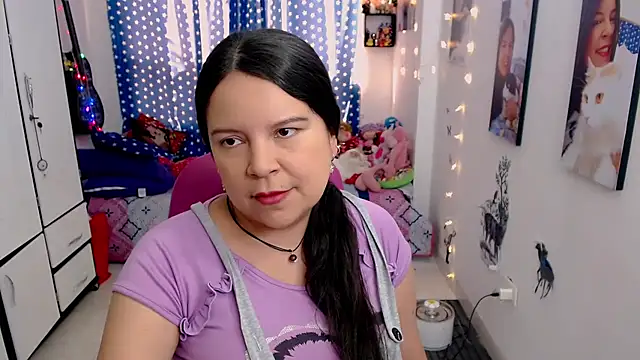 claryssa  online show from 01/10/25, 08:37