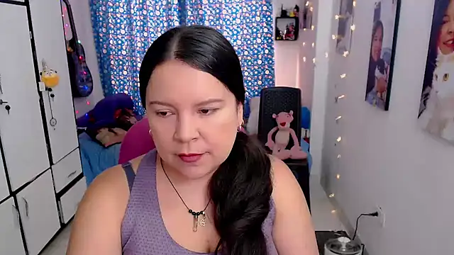 claryssa  online show from 10/11/25, 05:44