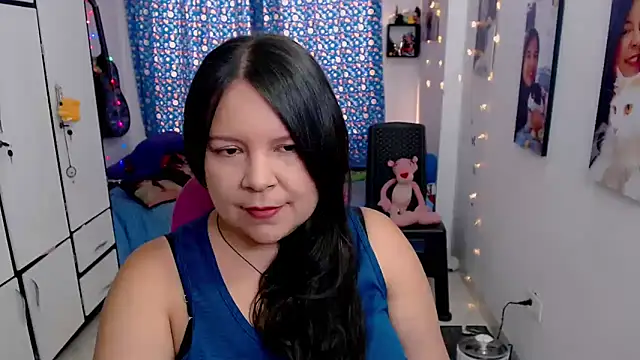 claryssa  online show from 10/13/25, 07:36