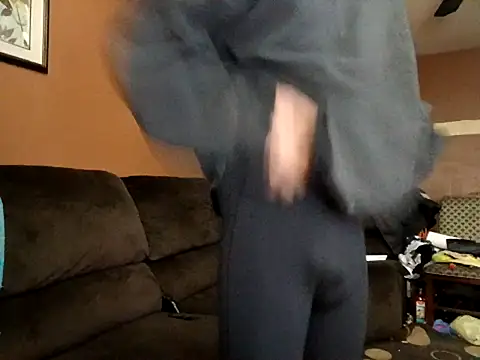 Hugebwc102 online show from 12/20/24, 10:16