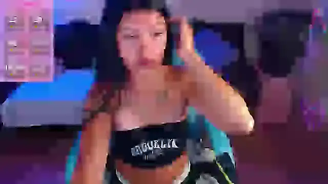 Snapshot of emily_rosse04 chatting on 12/20/24, 09:21 emily rosse04 online show from 12/20/24, 09:21