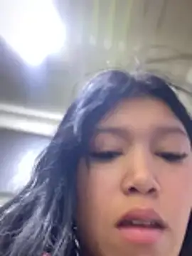 emily rosse04 online show from 11/02/25, 12:51