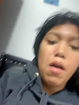 emily rosse04 online show from 11/05/25, 11:10