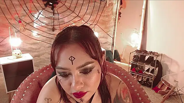 samara smithh online show from 10/25/25, 11:51