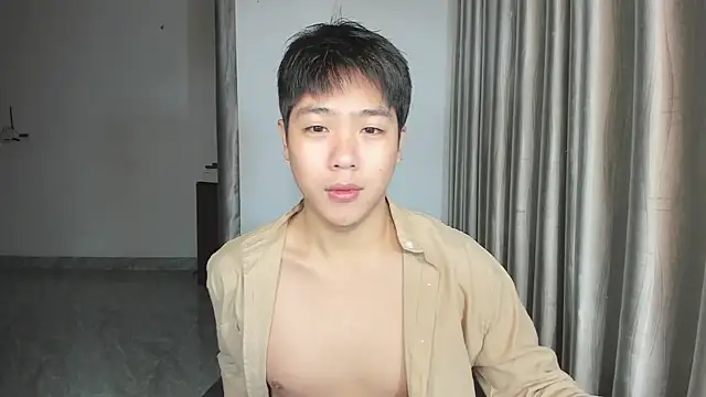 Snapshot of Oliver_Nl chatting on 02/24/25, 04:16 Oliver Nl online show from 02/24/25, 04:16