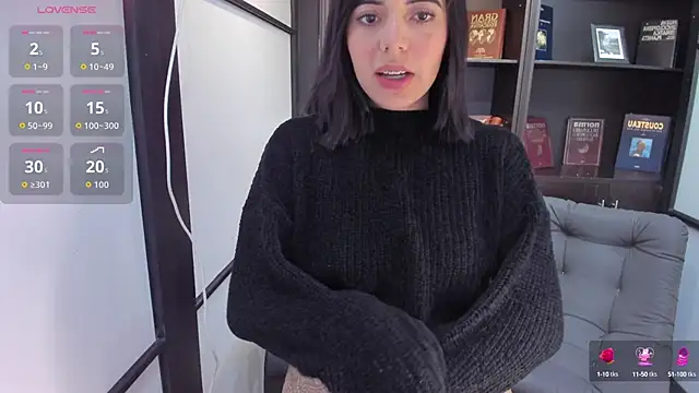 NicolRoss  online show from 10/14/25, 12:06