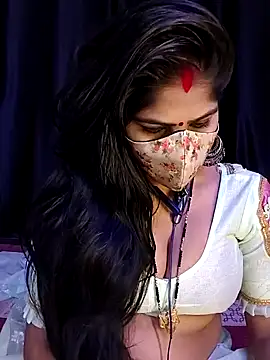 Snapshot of MUMTAJ_1 chatting on 12/25/24, 05:05 MUMTAJ 1 online show from 12/25/24, 05:05