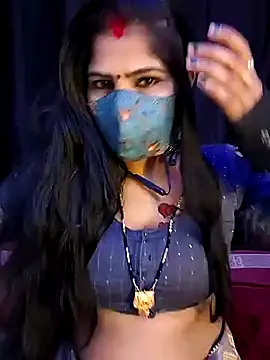 Snapshot of MUMTAJ_1 chatting on 12/28/24, 05:25 MUMTAJ 1 online show from 12/28/24, 05:25