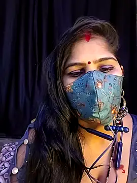 Snapshot of MUMTAJ_1 chatting on 01/04/25, 06:19 MUMTAJ 1 online show from 01/04/25, 06:19