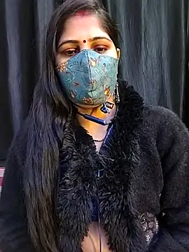 Snapshot of MUMTAJ_1 chatting on 02/17/25, 06:15 MUMTAJ 1 online show from 02/17/25, 06:15