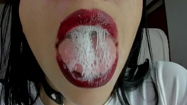 Snapshot of Katty_mouth chatting on 02/14/25, 07:02 Katty mouth online show from 02/14/25, 07:02