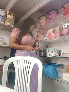 Snapshot of VivienAndClark chatting on 11/07/25, 04:51 VivienAndClark online show from 11/07/25, 04:51