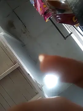 Snapshot of VivienAndClark chatting on 11/11/25, 02:17 VivienAndClark online show from 11/11/25, 02:17