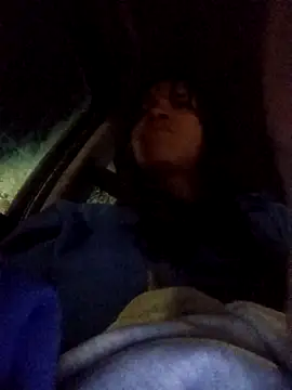 Snapshot of VivienAndClark chatting on 11/14/25, 02:10 VivienAndClark online show from 11/14/25, 02:10