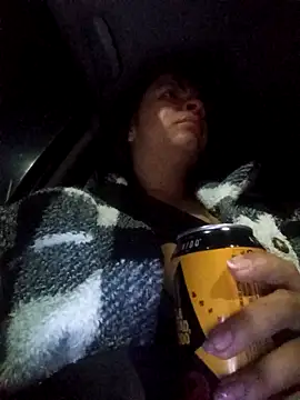 Snapshot of VivienAndClark chatting on 11/17/25, 03:45 VivienAndClark online show from 11/17/25, 03:45