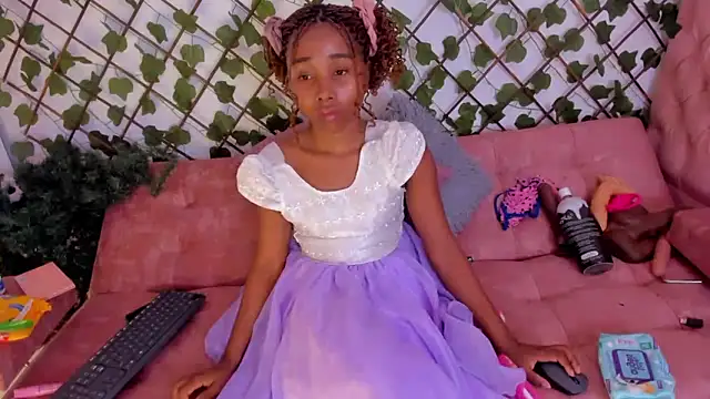 kimmysantoo online show from 10/12/25, 01:37