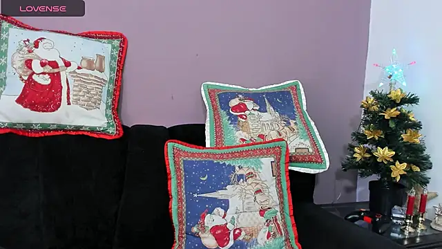 Snapshot of lenna__lujan05 chatting on 01/06/25, 01:52 lenna lujan05 online show from 01/06/25, 01:52