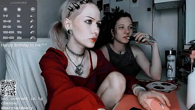 Snapshot of say_mary chatting on 10/02/25, 10:17 say mary online show from 10/02/25, 10:17