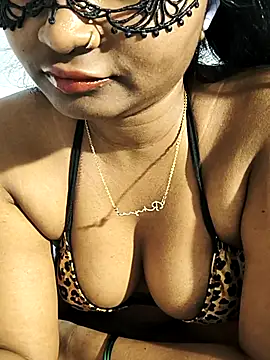 Snapshot of FANTASY_QUEEN_07 chatting on 09/24/25, 12:19 FANTASY QUEEN 07 online show from 09/24/25, 12:19